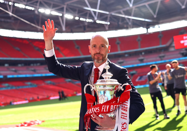 Ufootball_Ten Hag_Leverkusen