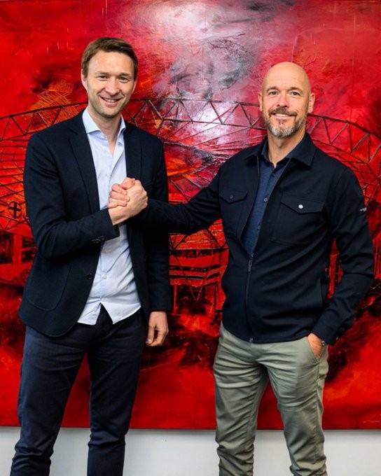 Ufootball_Ten Hag_Leverkusen