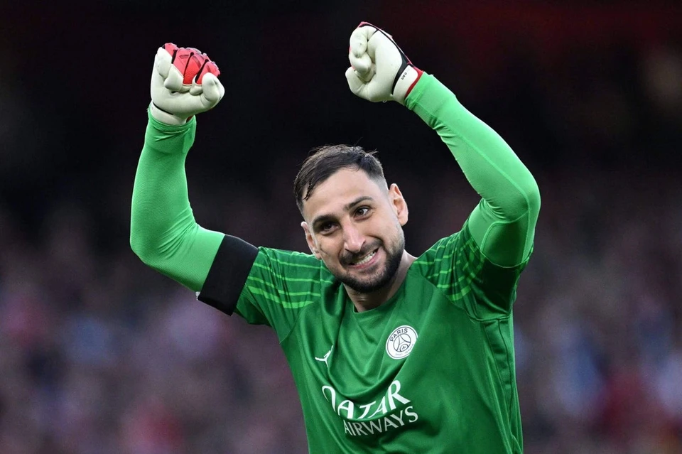 UFOOTBALL DONNARUMMA MANCHESTER