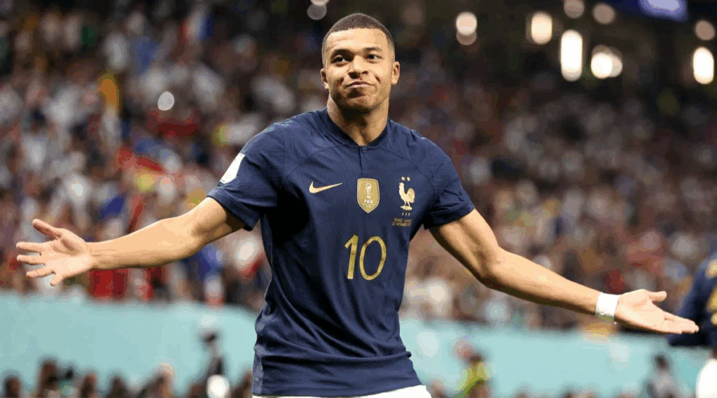 UFOOTBALL KYLIAN MBAPPE