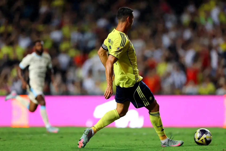 UFOOTBALL 40 YEARS OLD CRISTIANO RONALDO