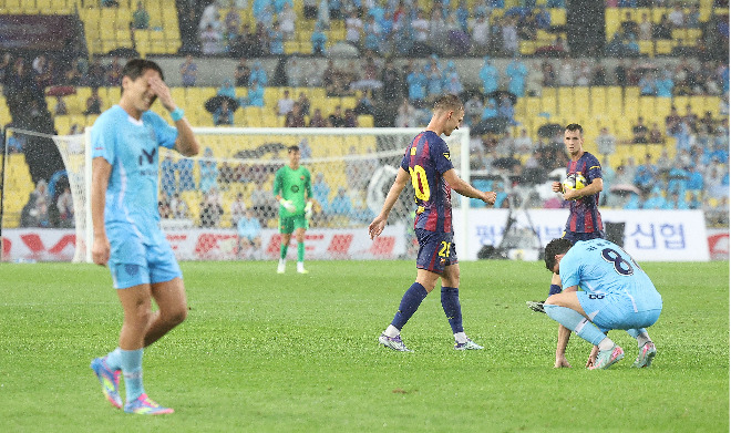 UFOOTBALL BARCELONA VS DAEGU FC