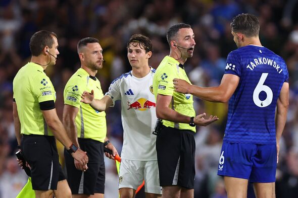 UFOOTBALL LEEDS UNITED SECURED VICTORY THROUGH PENALTY