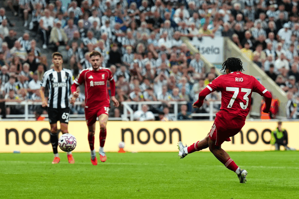 UFOOTBALL LIVERPOOL VS NEWCASTLE