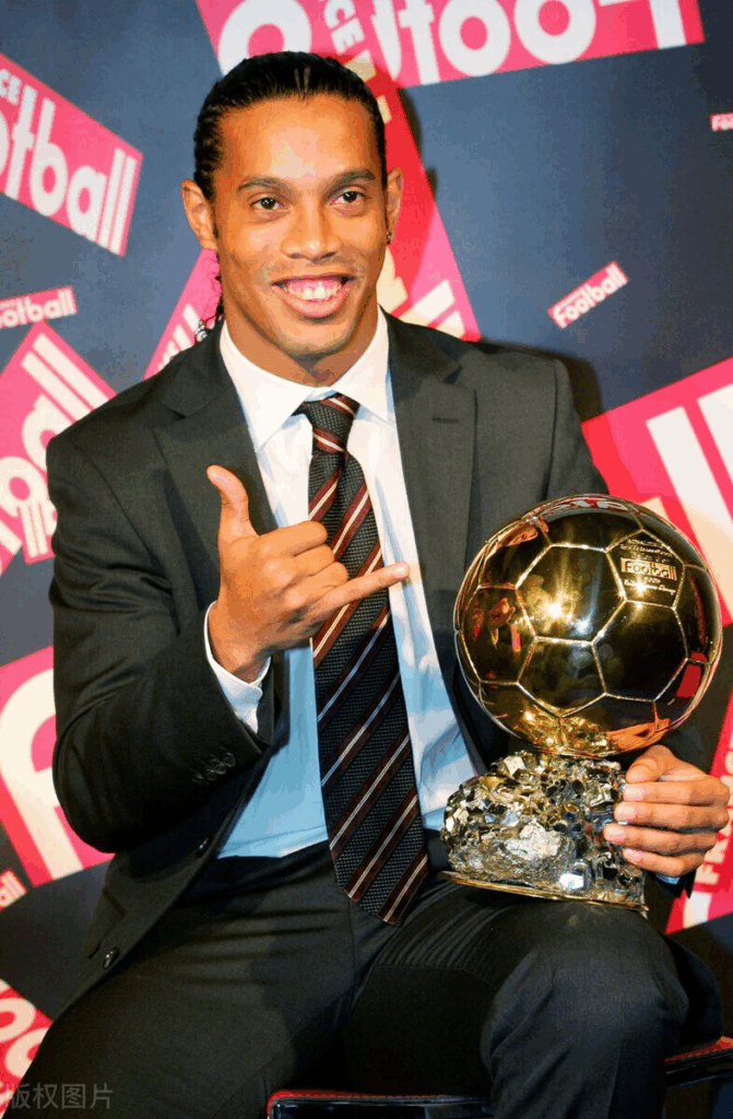 UFOOTBALL RONALDINHO BALLON D'OR