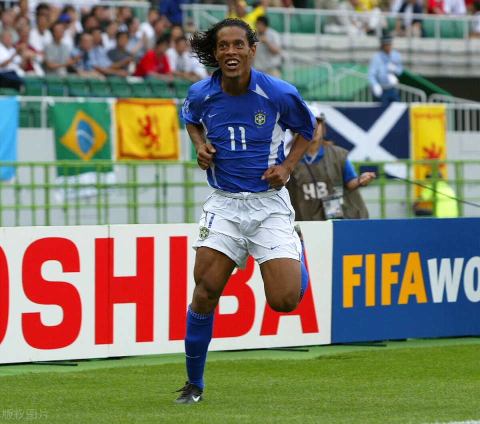 UFOOTBALL RONALDINHO BARCELONA