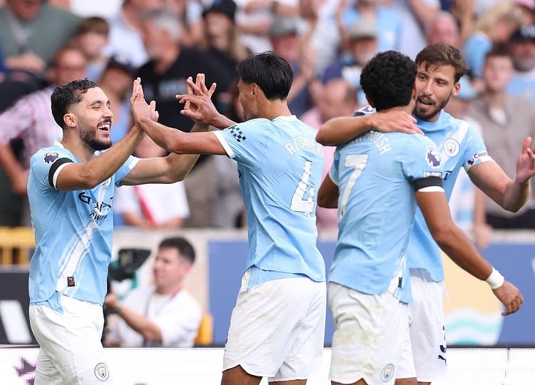 UFOOTBALL WOLVES VS MAN CITY