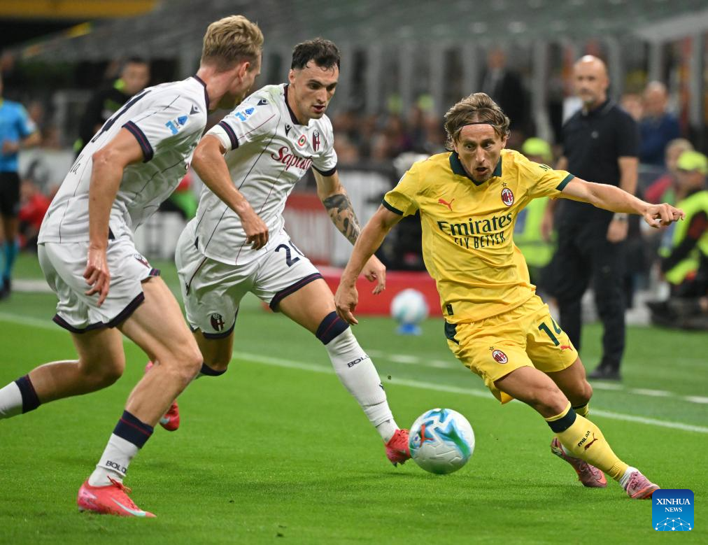 UFOOTBALL AC MILAN VS BOLOGNA