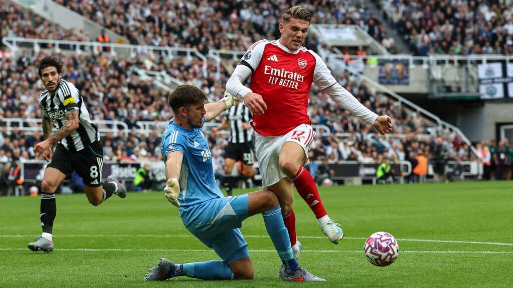 UFOOTBALL ARSENAL 2-1 NEWCASTLE