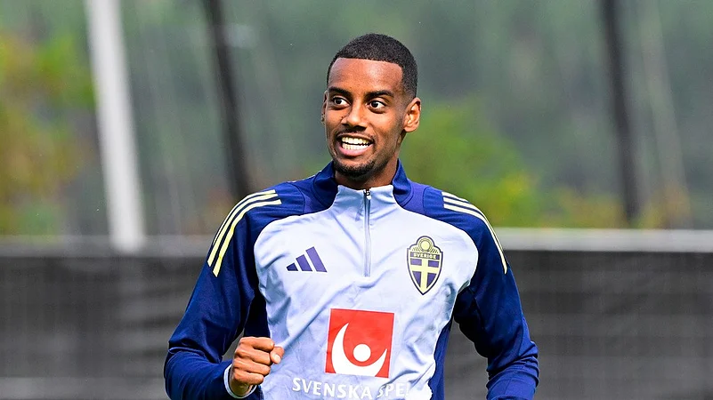 UFOOTBALL LIVERPOOL SIGN ISAK