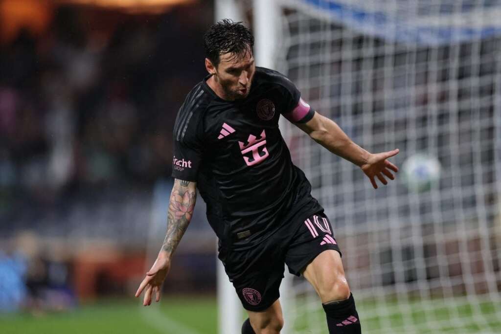 UFOOTBALL MESSI