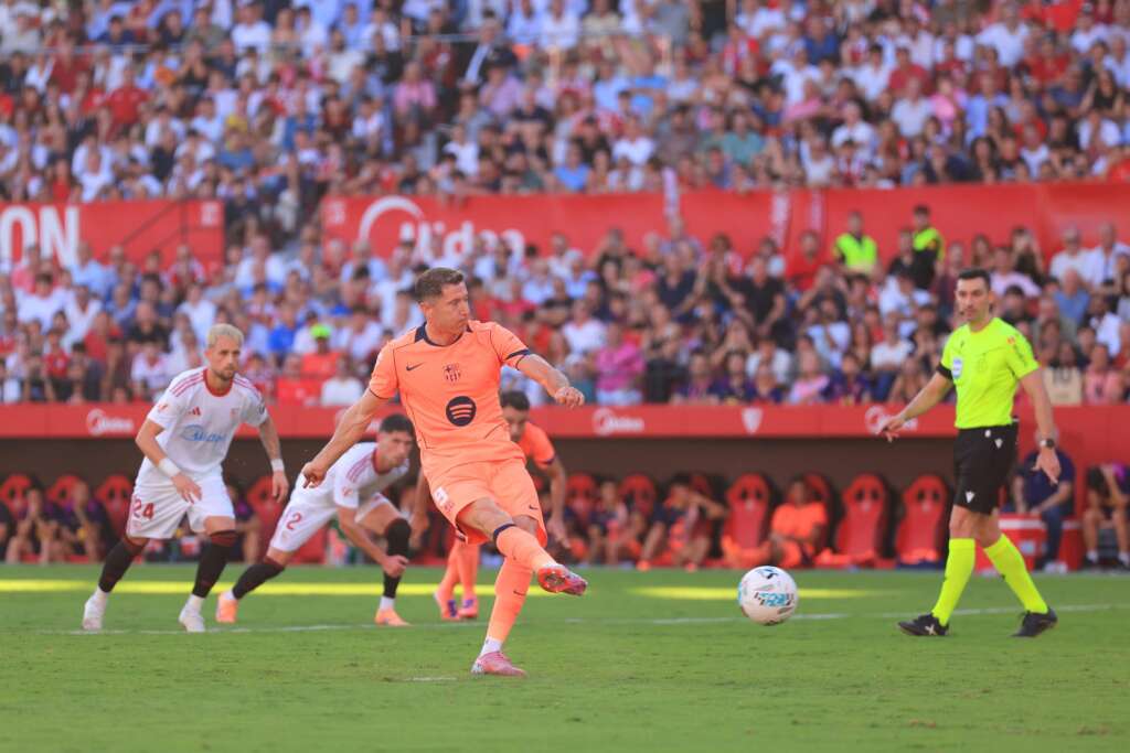 UFOOTBALL Barcelona suffer 4-1 loss