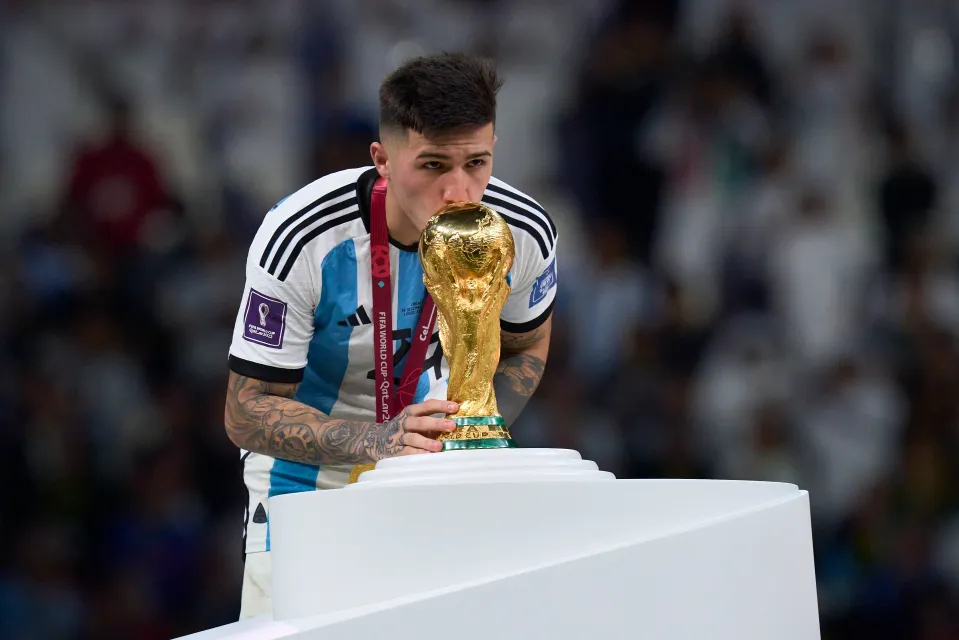 UFOOTBALL Enzo Fernandez Football Player