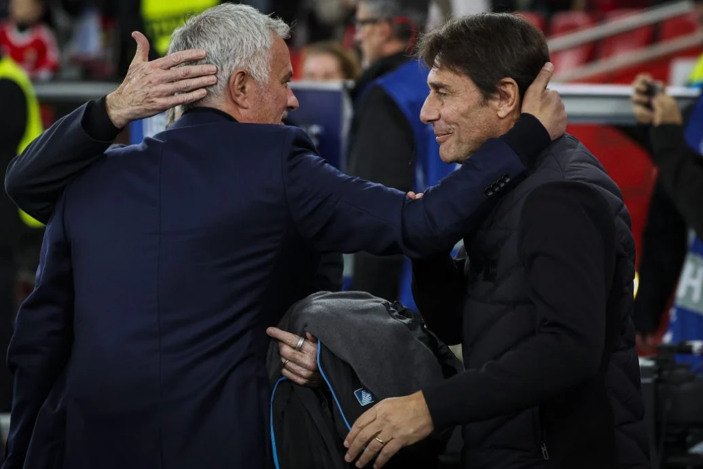 UFOOTBALL Mourinho vs Conte