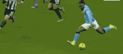 UFOOTBALL MAN CITY VS NEWCASTLE