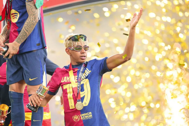 Ufootball_Yamal