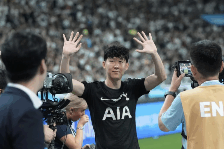UFOOTBALL SON HEUNG MIN IN TEARS FINAL MATCH