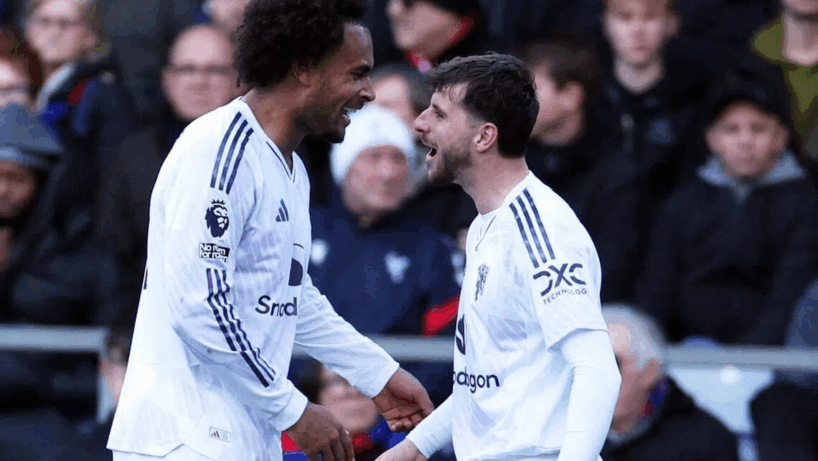 UFOOTBALL Joshua Zirkzee man united