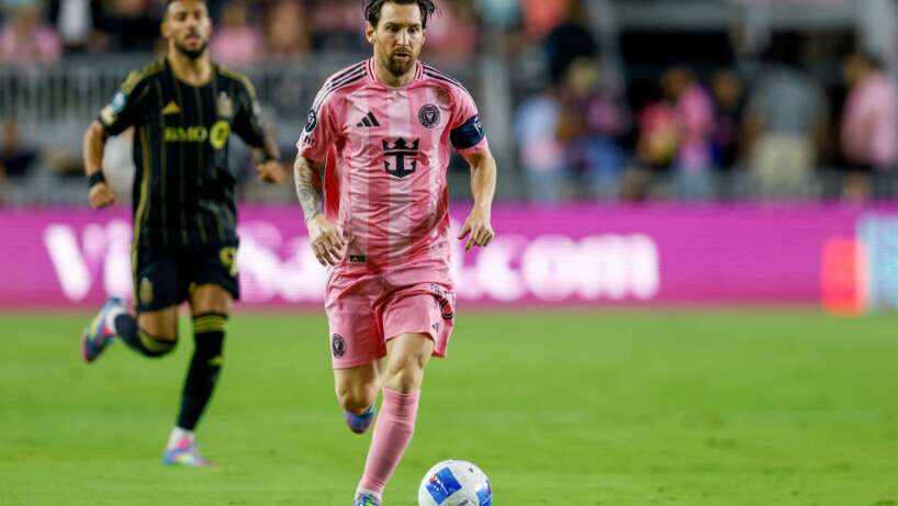 UFOOTBALL MESSI SCORES