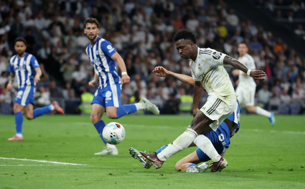 UFOOTBALL Real Madrid edge Alaves
