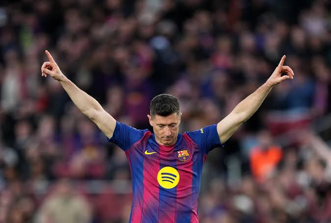 Ufootball_Lewandowski