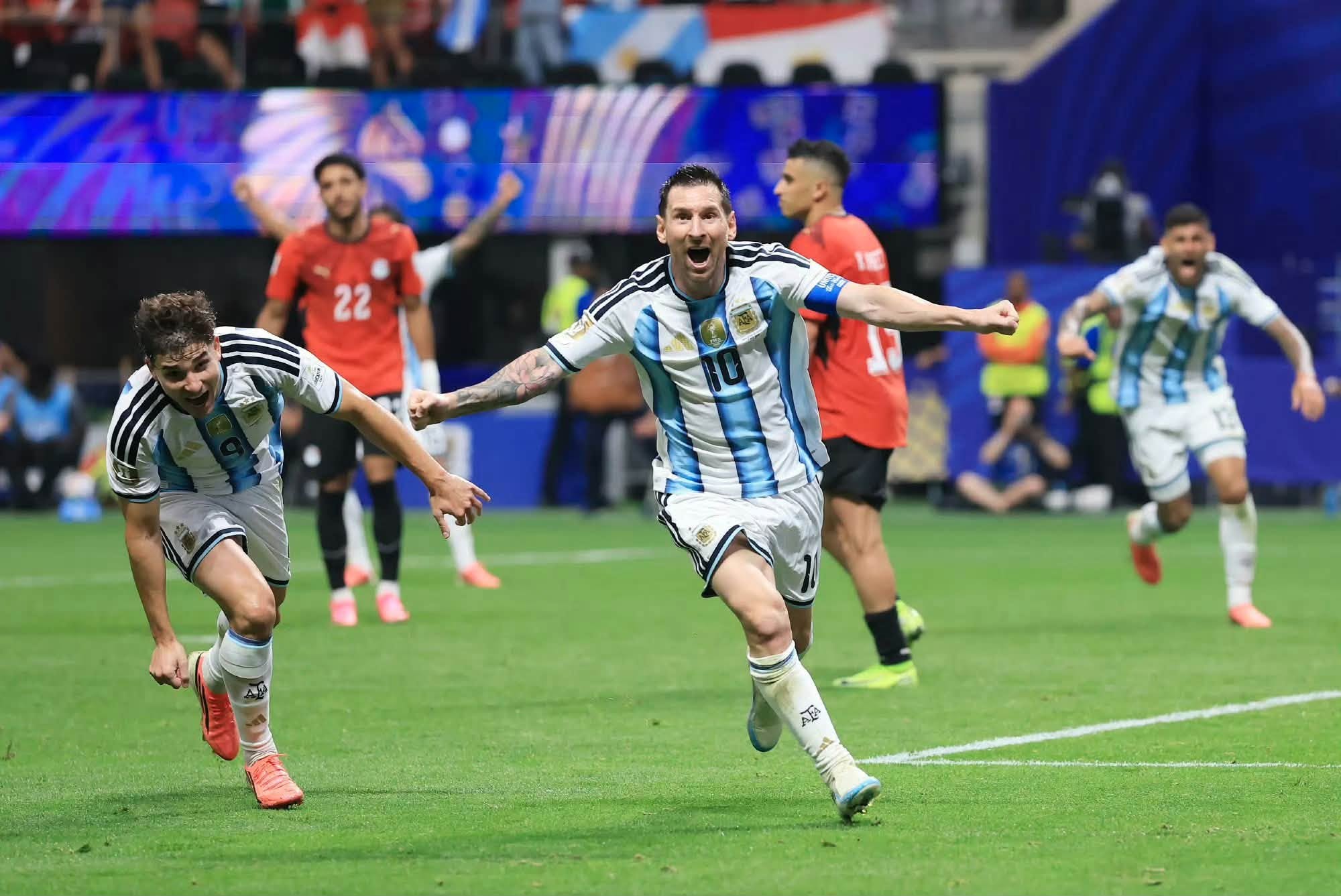 Ufootball Argentina 3-2 Egypt