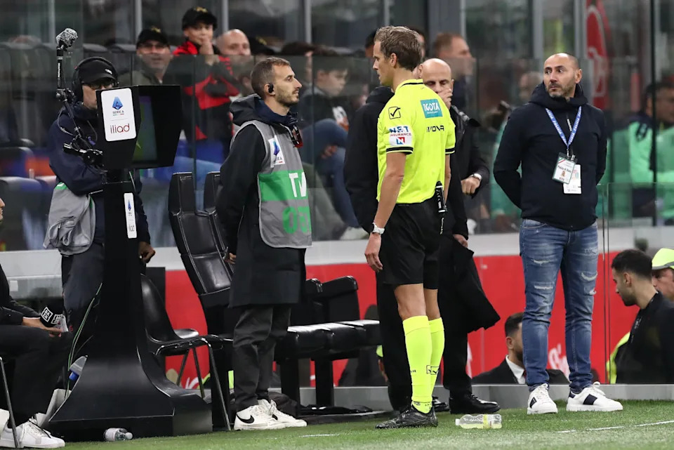 Ufootball Serie A var