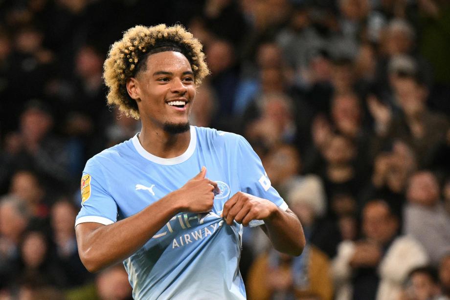 Ufootball man city samba